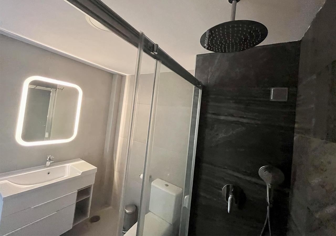 Apartment Penthouse Paradise - Jacuzzi & Sea Views! Marbella